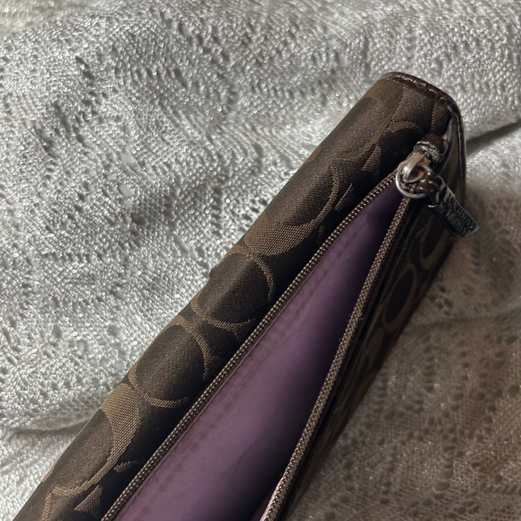 Coach Signature Brown Coach Wallet - Picture 4 of 4